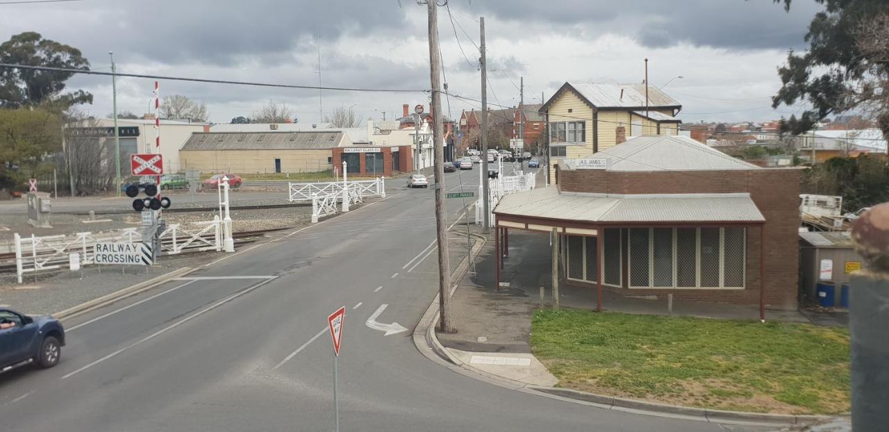 The Eastern Hotel Accommodation (Adults Only) Ballarat Exterior photo